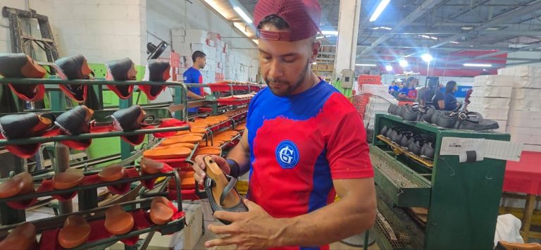 Alianza institucional potencia la formación y producción del sector calzado