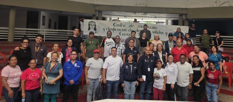 Instalan sistema de formación para la soberanía productiva industrial comunal